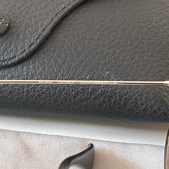 Ray Ban Vintage Cockpit Aviator Sunglasses | Silver - Picture 5 of 7